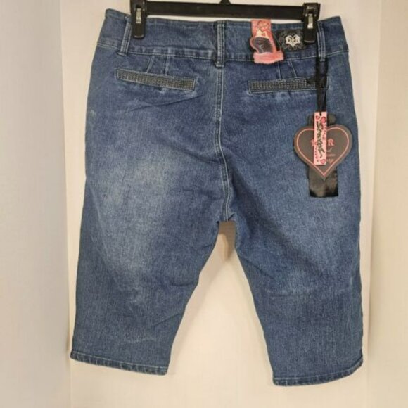 D&R Blue Denim Butt Lifting Women Bermuda Shorts Size 21/22 Faux Pockets - Picture 3 of 12